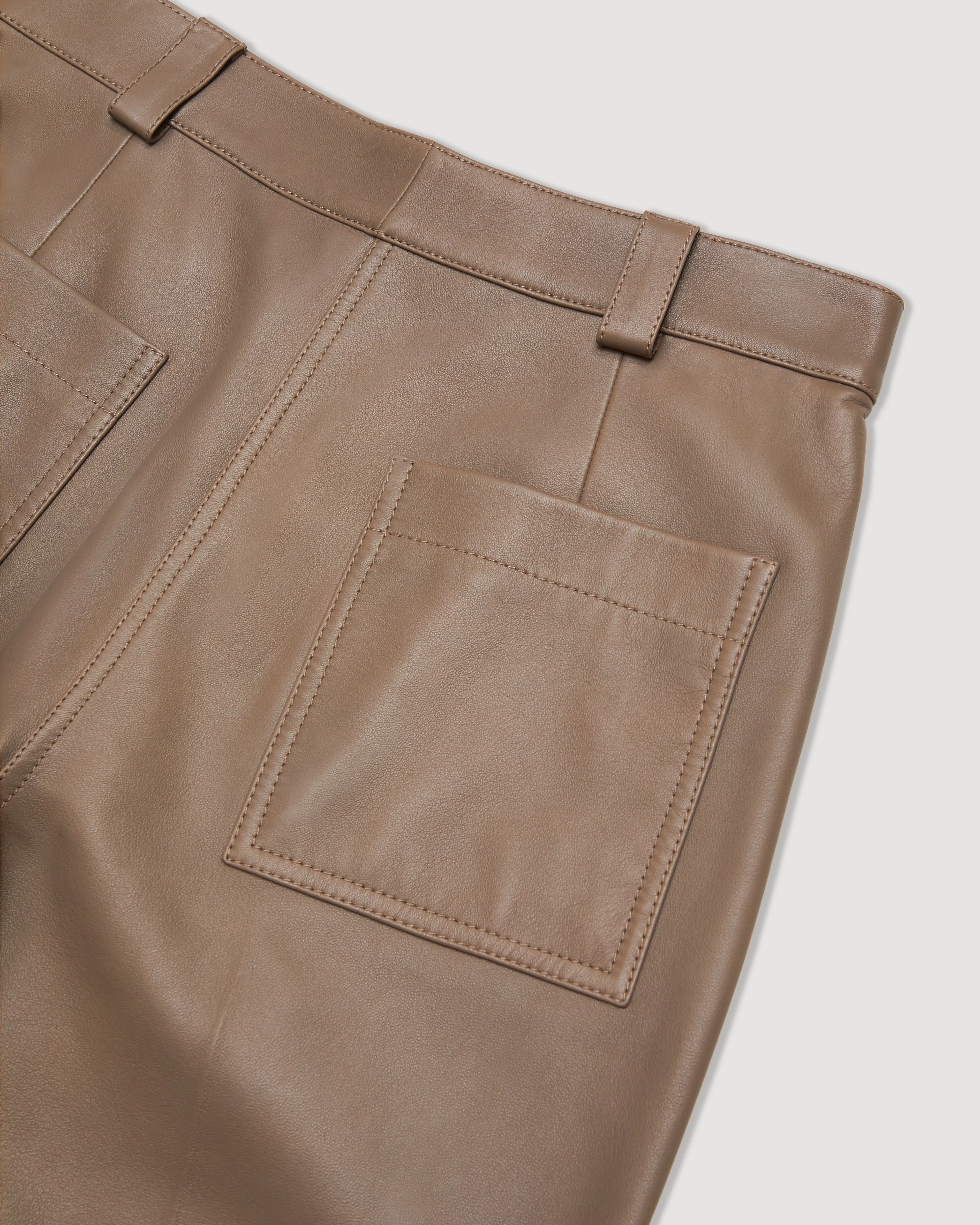 Avery Trouser in Nappa Leather, Smog