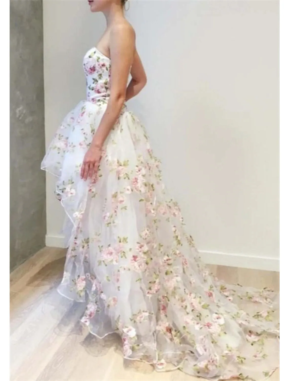 Ball Gown Prom Dresses Floral Dress Quinceanera Wedding Party Asymmetrical Sleeveless Strapless Tulle with Ruffles Appliques