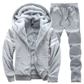 Causal Tracksuits Men Set hooded Thicken Fleece Hoodies   Sweatpant 2019 Winter Spring Sweatshirt Sportswear Male Letter Print