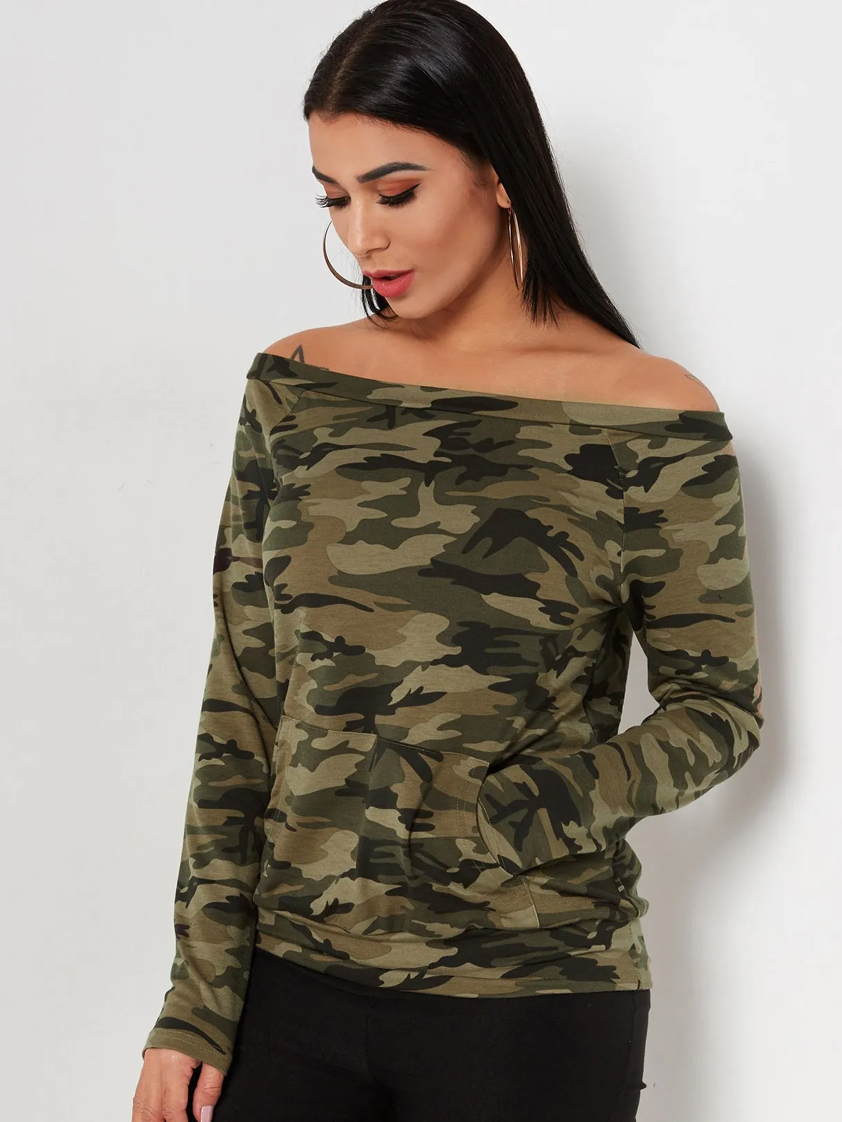 Custom Off The Shoulder Camouflage Pocket Long Sleeve Camouflage T-Shirts