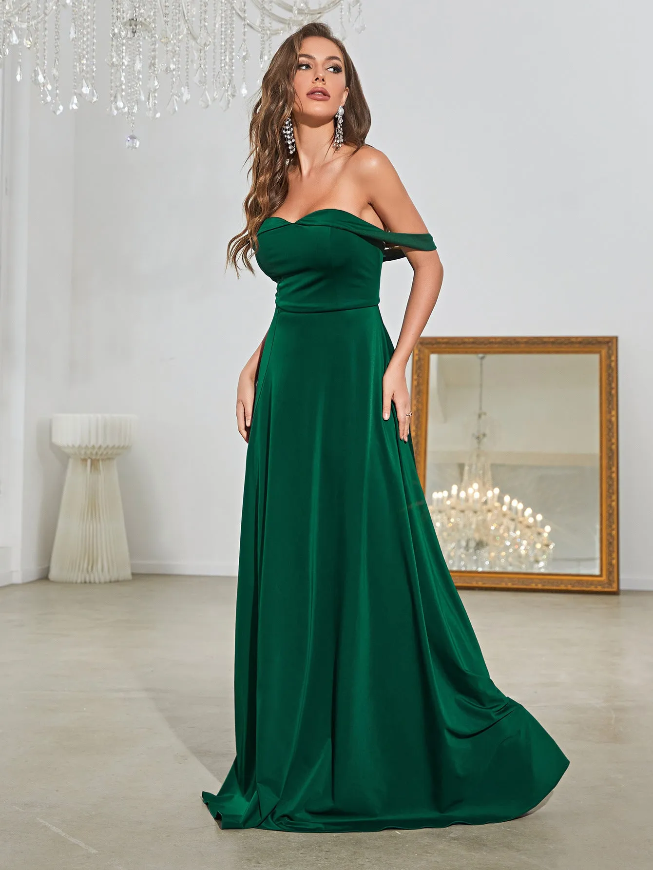 Ingrid Dark Green Solid Evening Dress