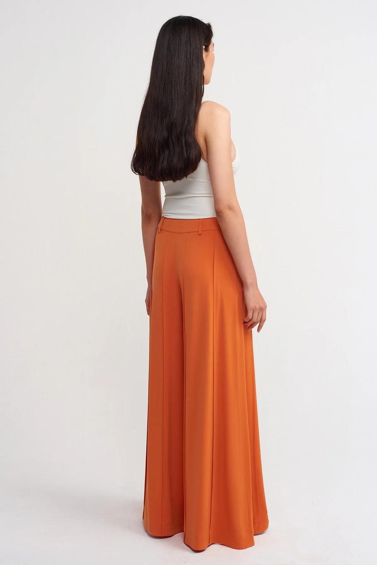 Nu High Waist Loose Fit Trousers Amber