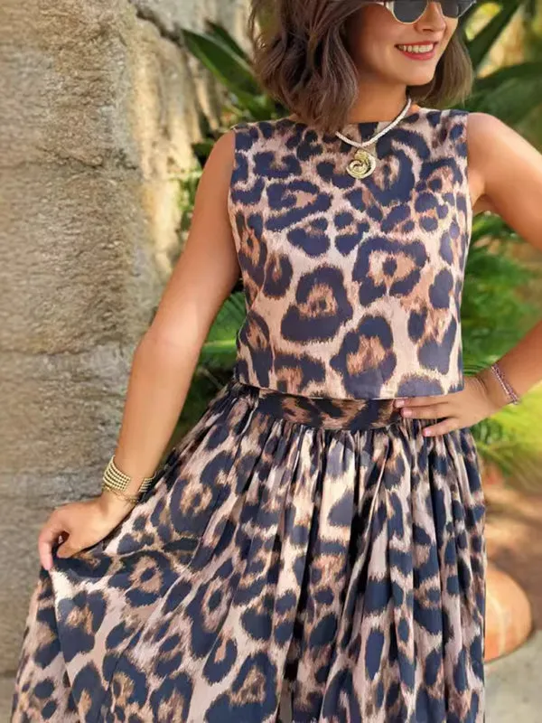 Trendy Leopard Print Skirt & Crop Top Outfit Set