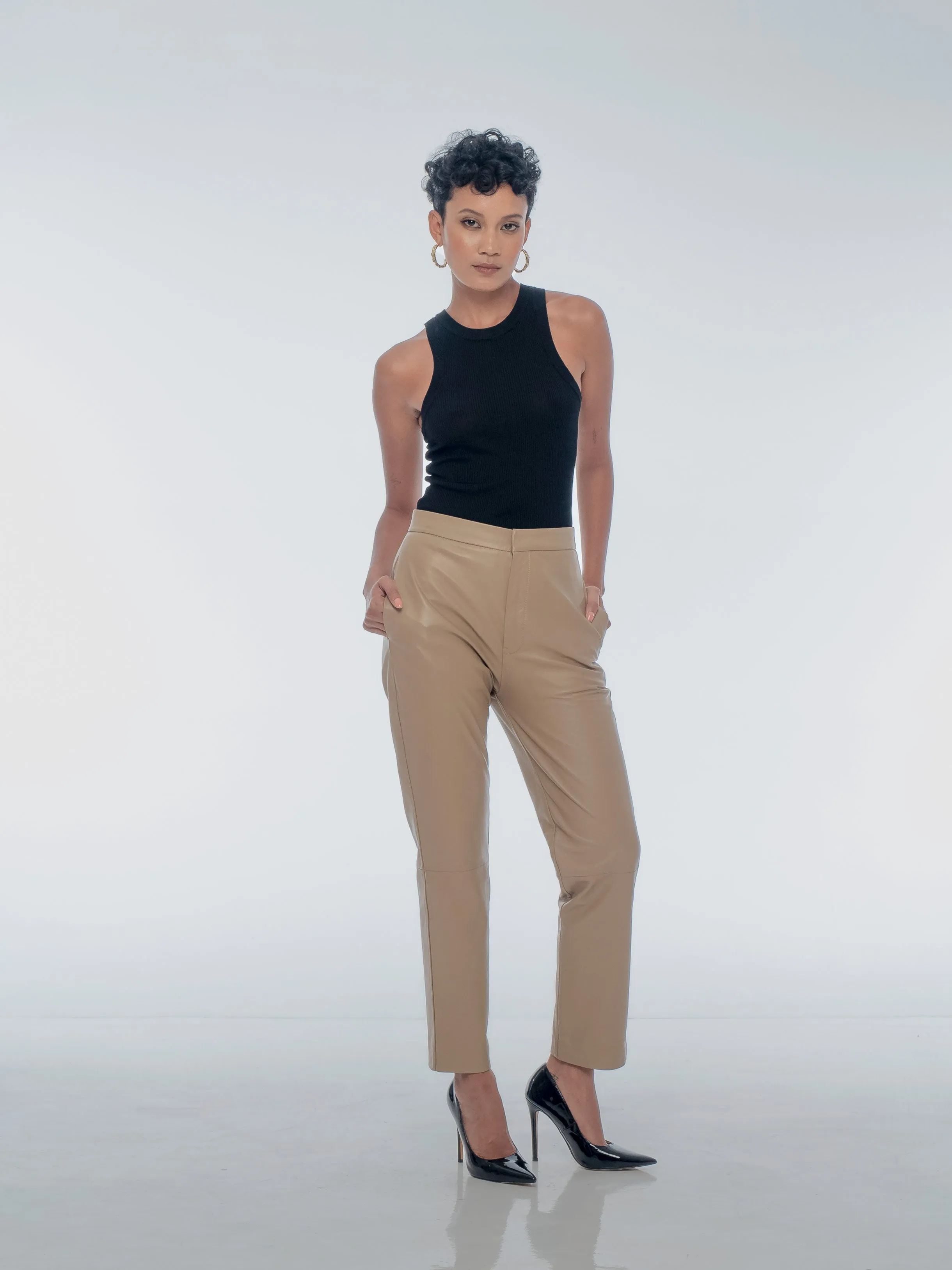 VICTORIA SLIM LEATHER PANT - SESAME